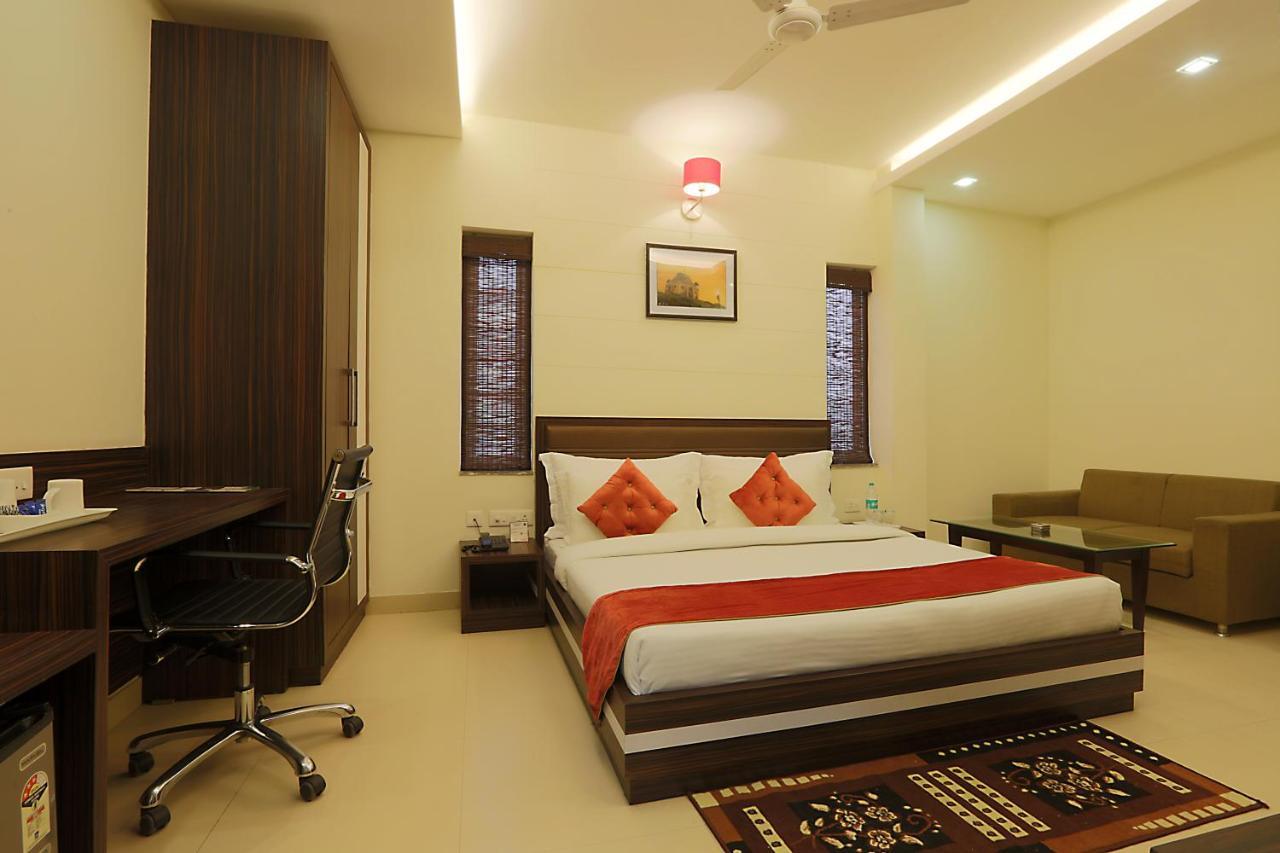 Hotel Premiere Villa Varanasi Ngoại thất bức ảnh