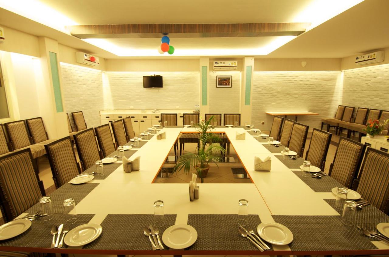 Hotel Premiere Villa Varanasi Ngoại thất bức ảnh