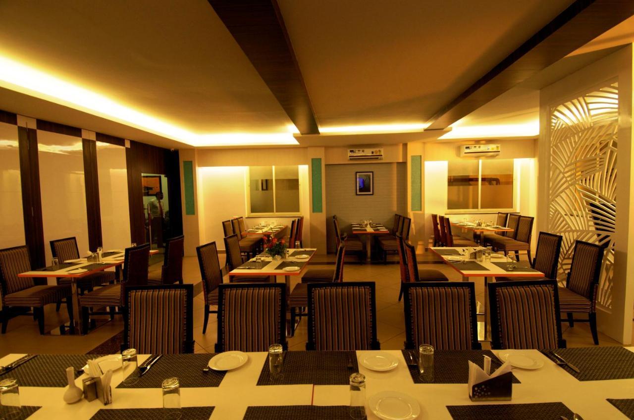 Hotel Premiere Villa Varanasi Ngoại thất bức ảnh