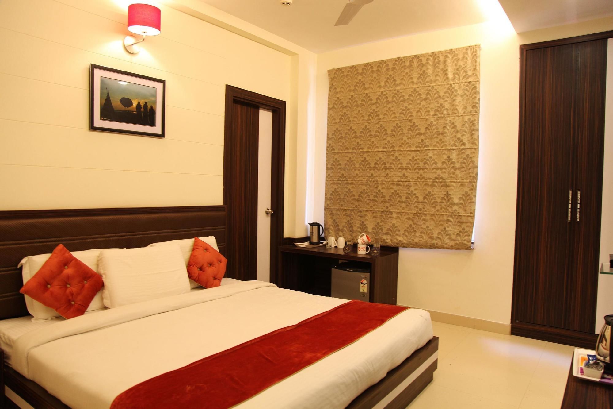 Hotel Premiere Villa Varanasi Ngoại thất bức ảnh